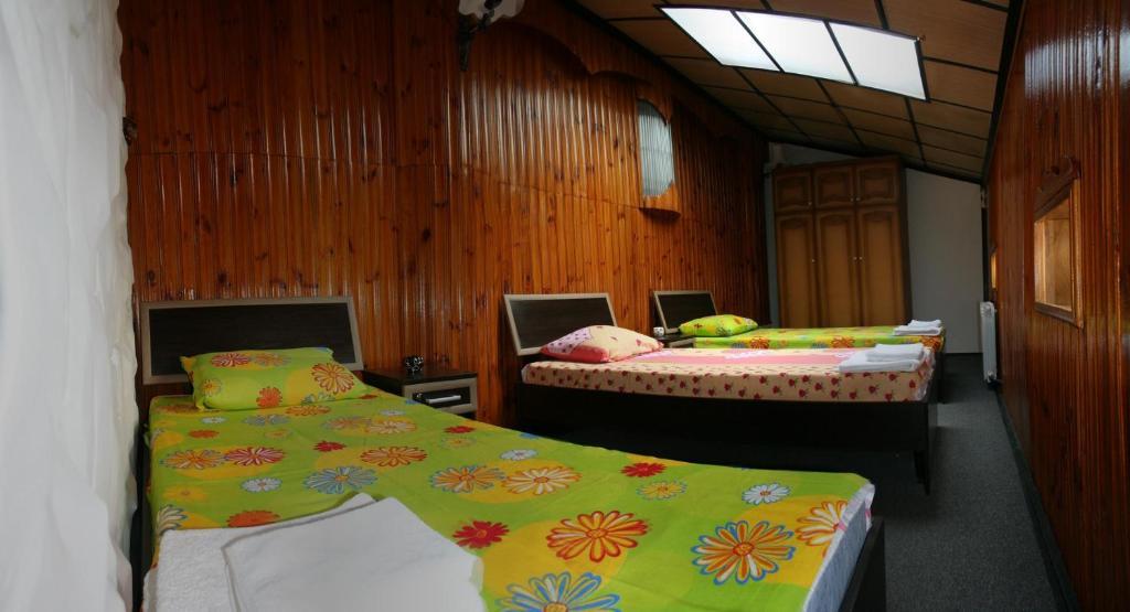 Hostel Del Pozitiff Львов Номер фото